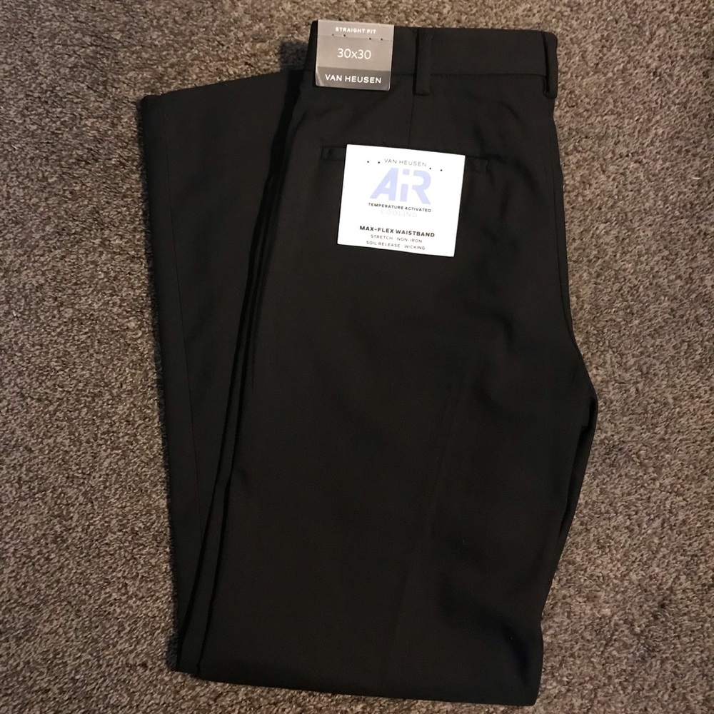 NWT Van Heusen “Air” Cooloong Dress Pants